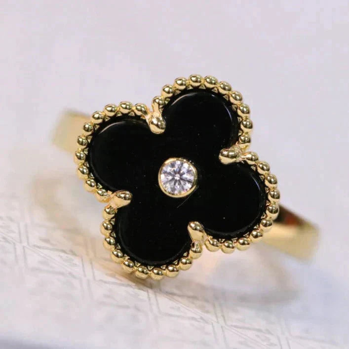 VCA CLOVER ONYX RING GOLD DIAMOND