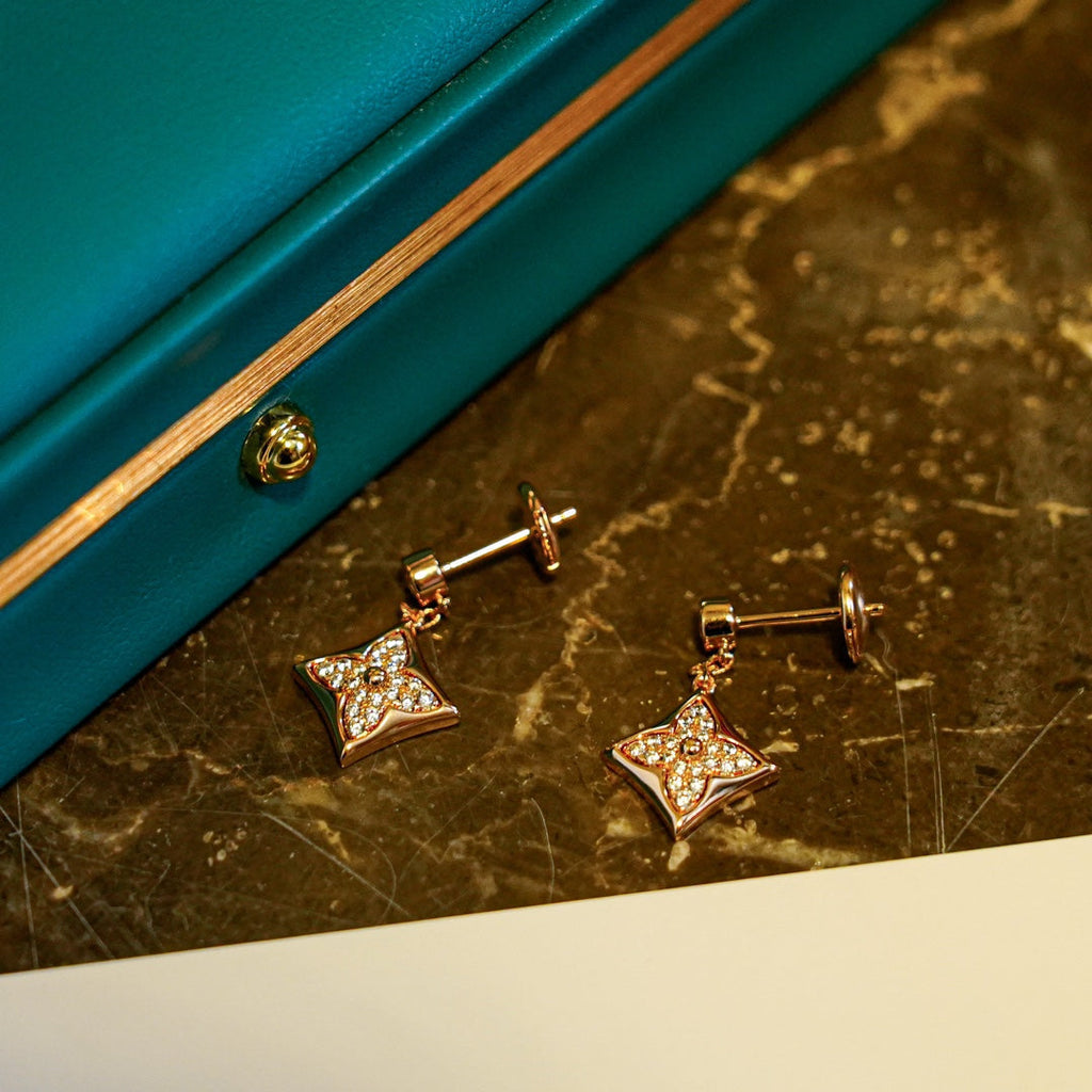 LOUIS VUITTON STAR DIAMONDS EARRINGS GOLD