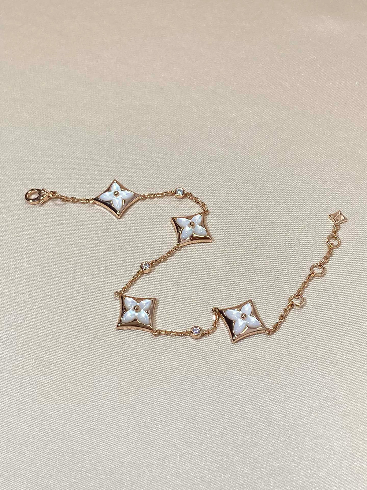 LOUIS VUITTON STAR 4 MOTIF MOP DIAMOND PINK GOLD BRACELET