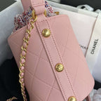 chanel-2020-tweed-soul-bucket-bag-pink-copy Handle
