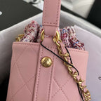 chanel-2020-tweed-soul-bucket-bag-pink-copy Handle